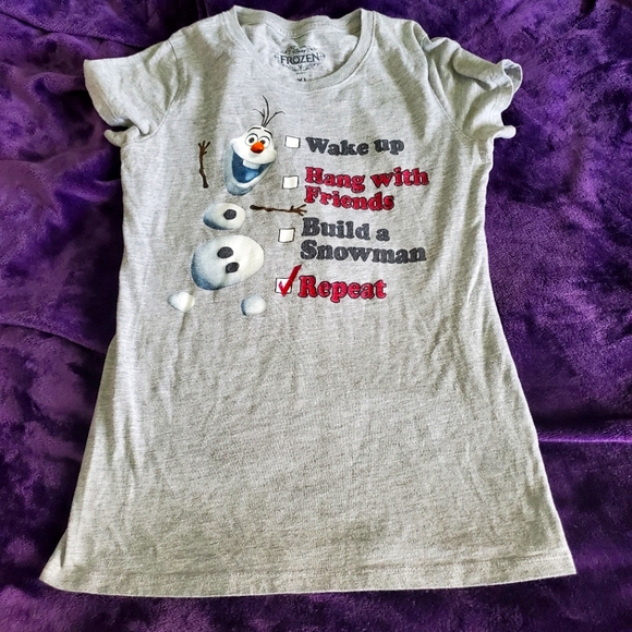 Disney Other - Disney Frozen XL tee